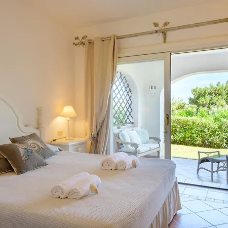 Apartment Porto Cervo, Casa Con Piscina E Vicino Liscia di Vacca