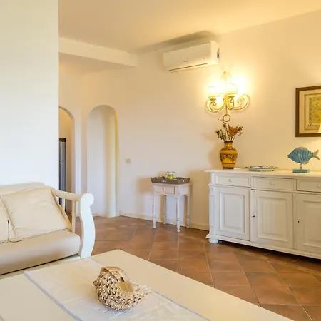 Daire Porto Cervo, Casa Con Piscina E Vicino *