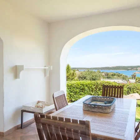 Daire Porto Cervo, Casa Con Piscina E Vicino Liscia di Vacca